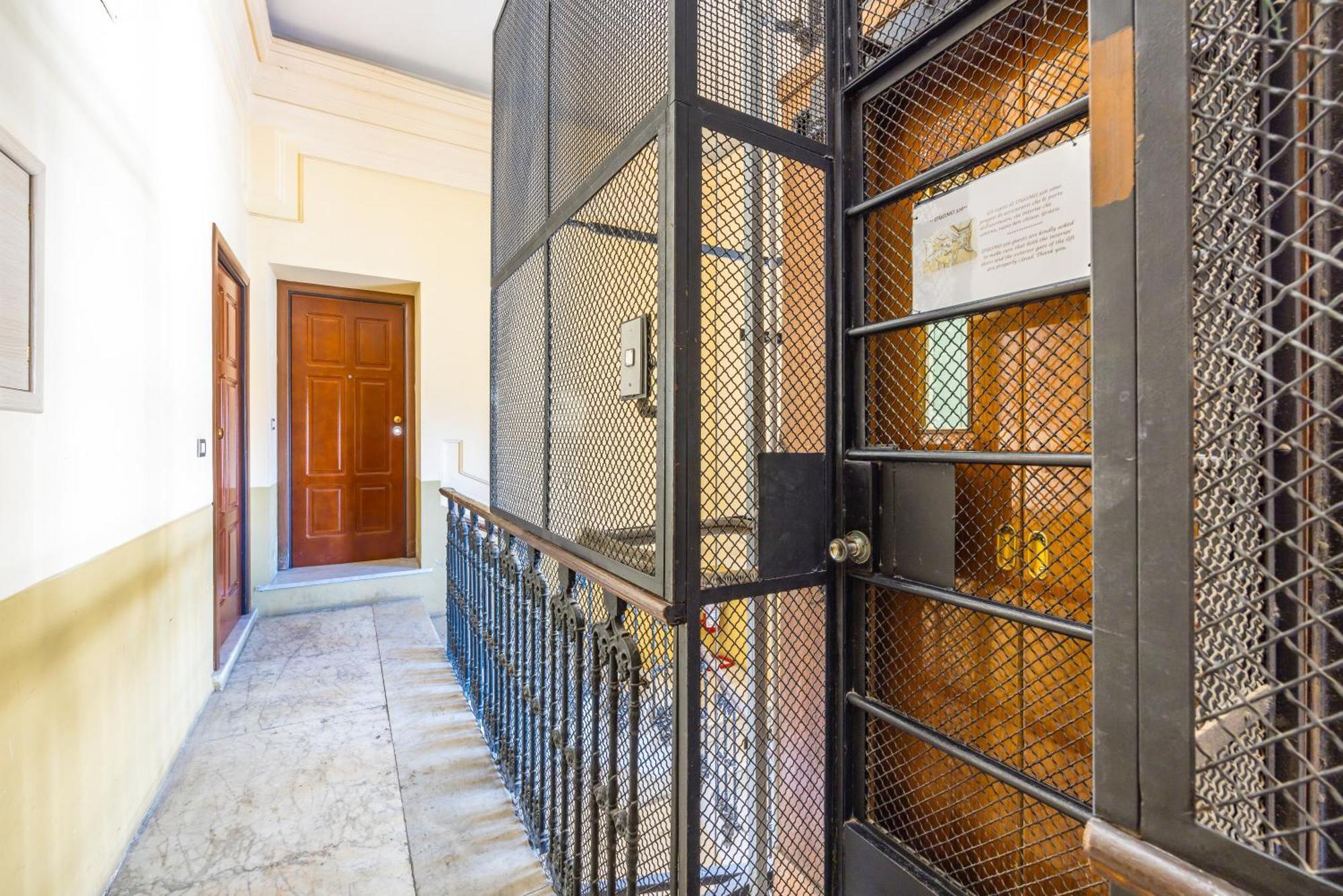 Duomo Grand Family Loft Apartment Naples Exterior photo